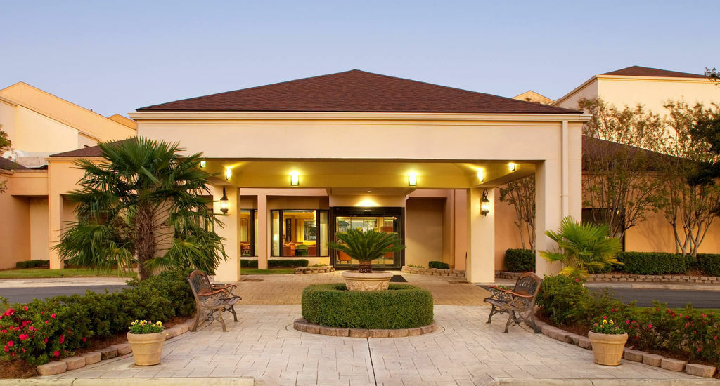 Courtyard Montgomery Exterior photo